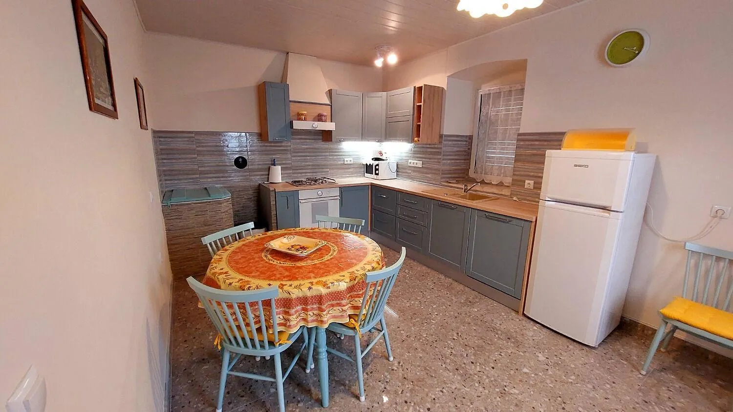 Apartment Nadi - 100 M From Sea Unije 0*,  Croatia