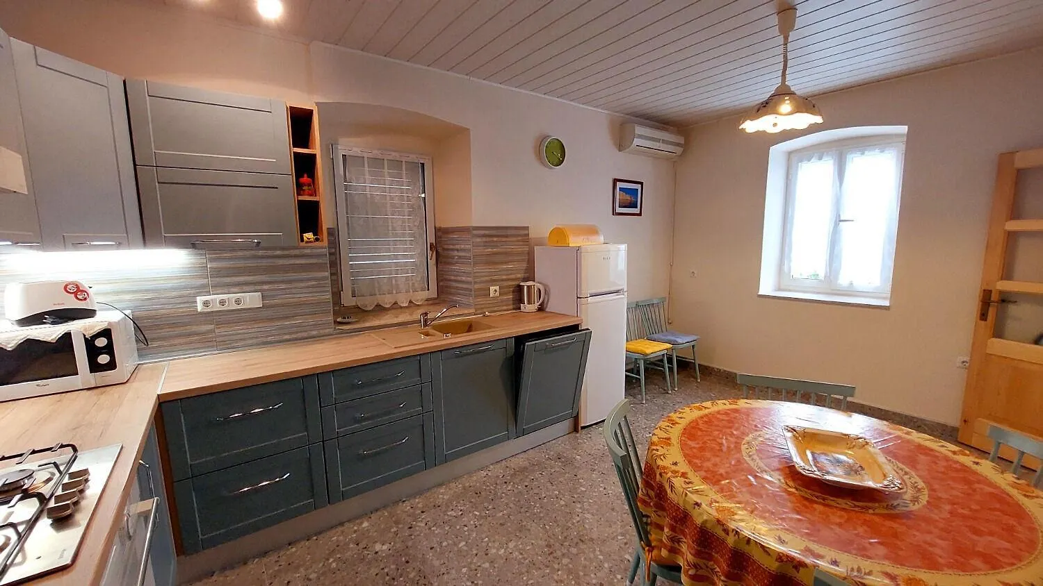 Apartment Nadi - 100 M From Sea Unije